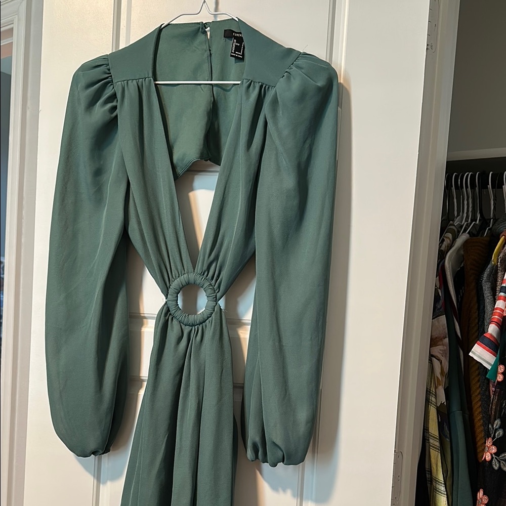 Forever 21 Green Plunge Bishop Sleeve Sundress